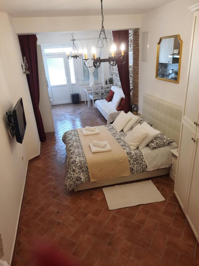 Old Town Rab Studio Apartment Раб Экстерьер фото